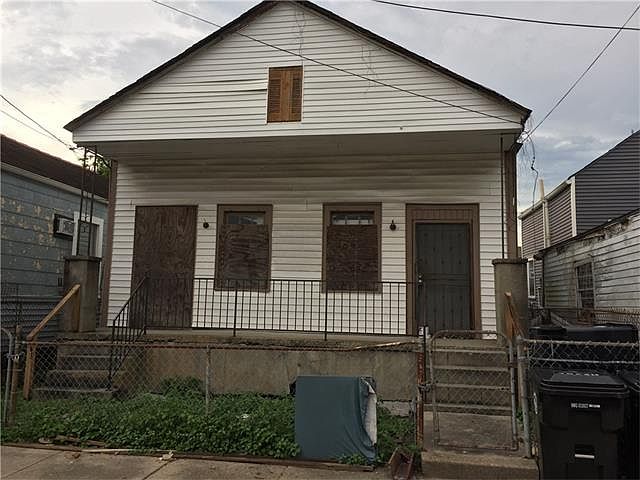 1st image of 1930 Pauger St
