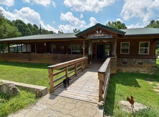 12001 Goff Ln, Fairdale, KY 40118