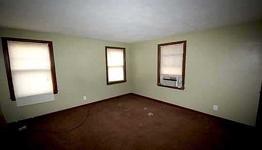 Down stairs bedroom