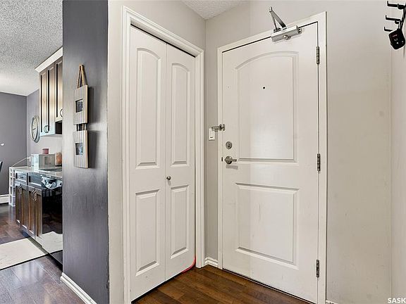 3rd image of UNIT 202-254 Pinehouse PLACE