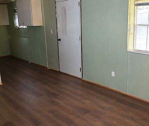 5th image of 401 Woodview Rd