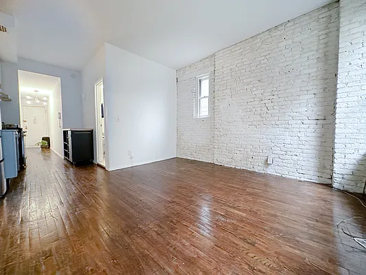 Rented by Corcoran | media 11