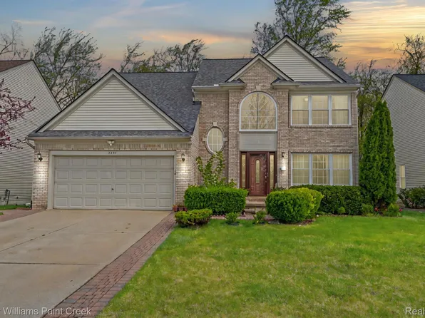 2397 Cedar Knoll Dr, Troy, MI 48083