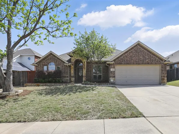 1141 Hidden Lake Dr, Burleson, TX 76028