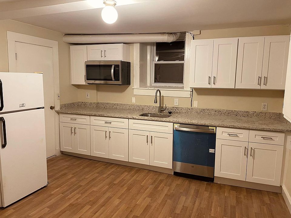 1st image of 1302 Boylston St #B