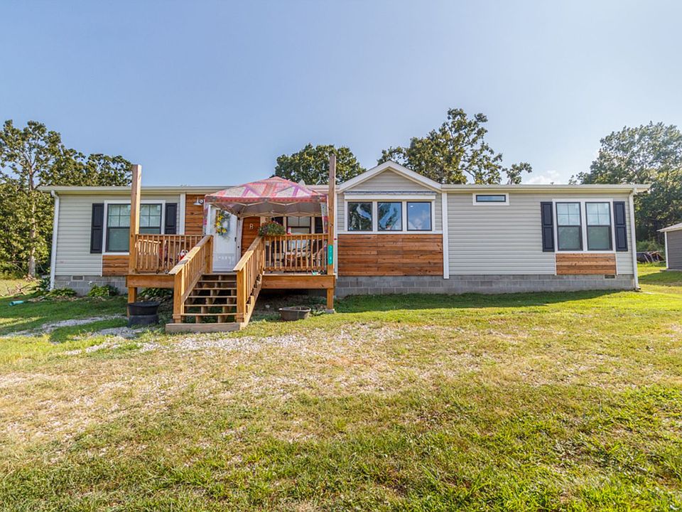 1st image of 27185 Shelly Dr