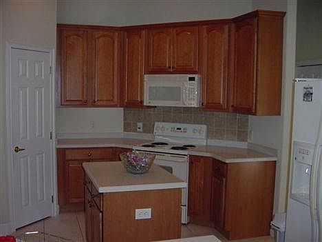 4th image of 519 Golf Vista Cir
