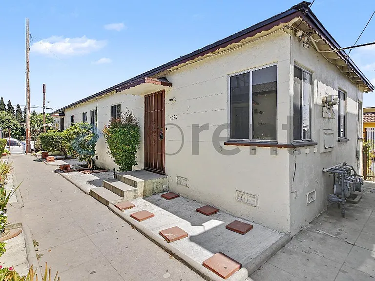 7027 Holmes Ave #7027 HOLMES AVE — Photo 1