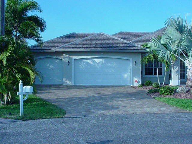 2nd image of 4180 Beach View Ct
