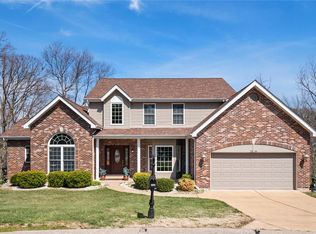 2906 Royal Seasons Dr, Saint Louis, MO