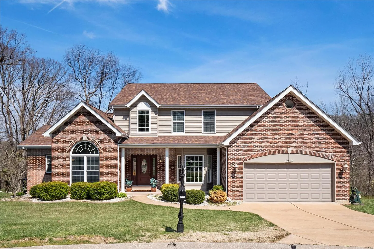 2906 Royal Seasons Dr photo 1