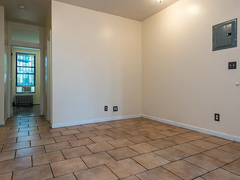 300 Jefferson St #1L — Photo 4