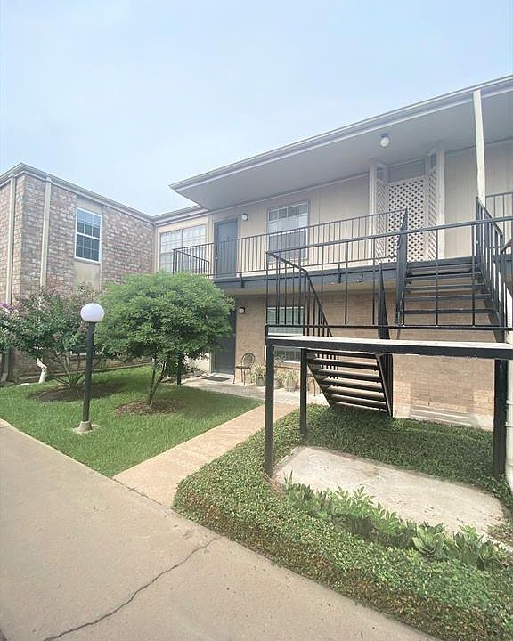 1st image of 5550 N Braeswood Blvd APT 177