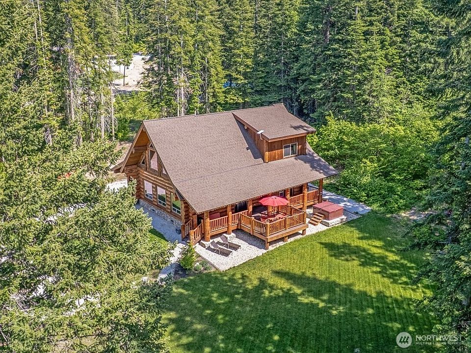 1st image of 158 Big Pine Drive