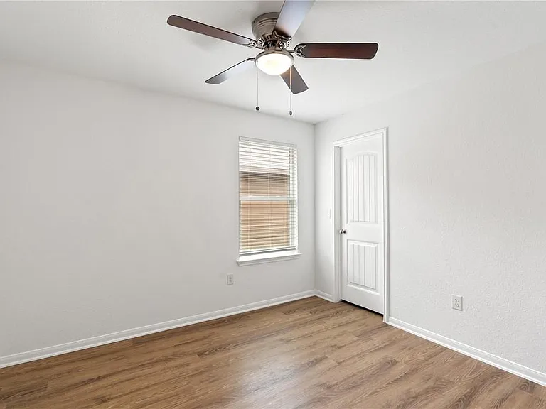 3415 Tilmon Ln — Photo 18