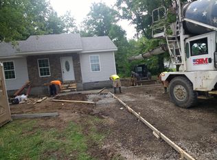 1906 John L Patterson St, Springfield, TN 37172