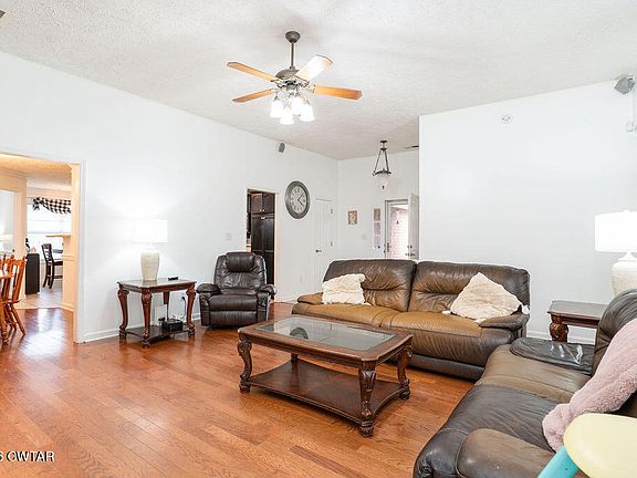 4th image of 317 Mary Kay Dr