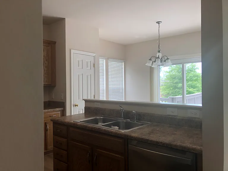 716 Arbor Springs Dr — Photo 13