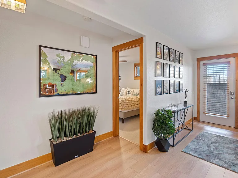 415 Mason Ct #5B — Photo 12