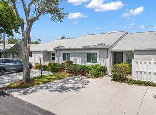 8909 Sunnywood Pl, Boca Raton, FL 33496