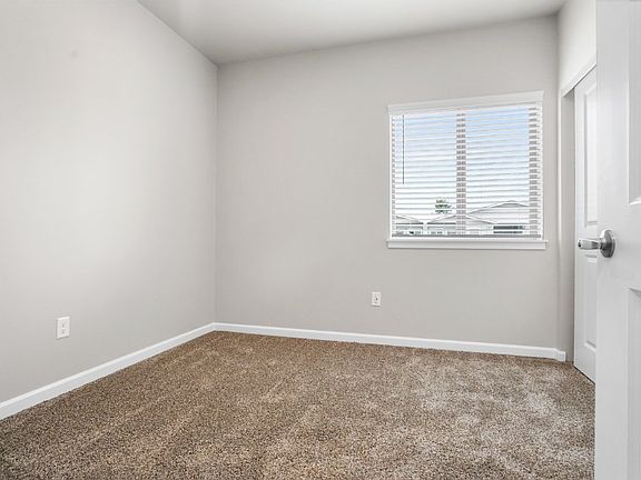 5th image of 4040 Hayesville Dr NE #101