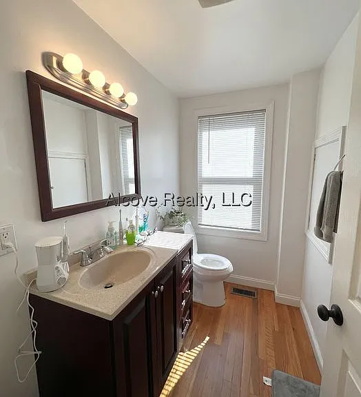 Silvey Pl — Photo 9