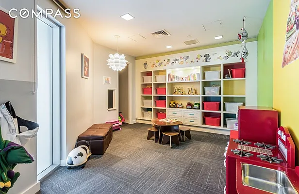 Rented by Compass | media 22