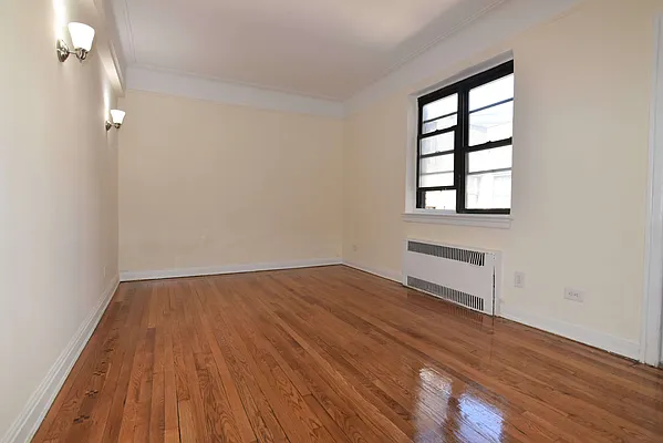 Rented by Zuz Realty | media 12