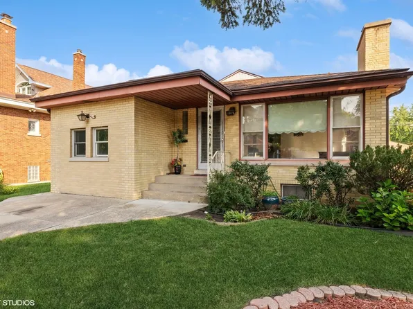 5836 N Forest Glen Ave, Chicago, IL 60646