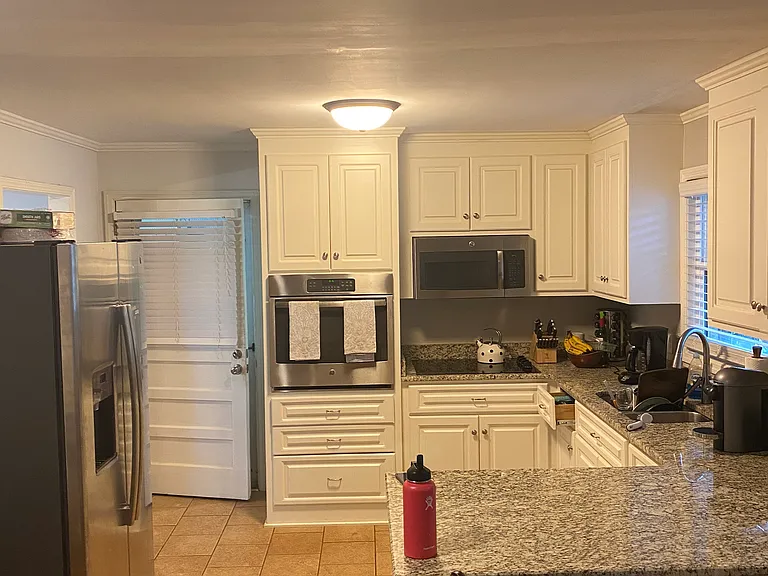10 Linden Dr — Photo 2
