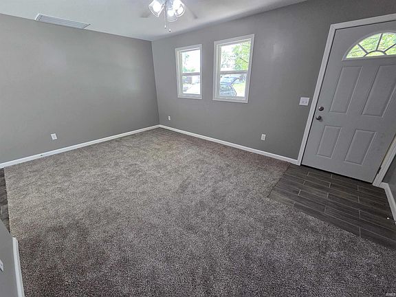 4th image of 137 Staunton Ave