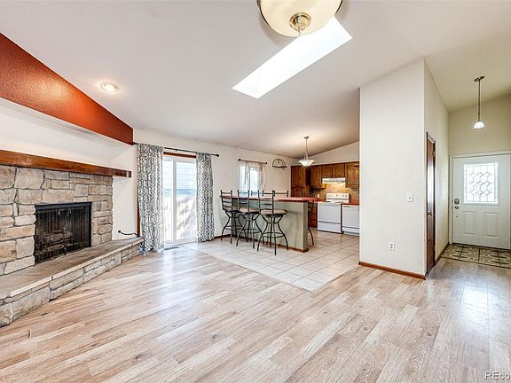3rd image of 53 Perry Street