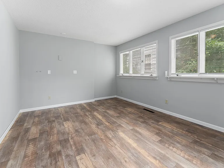 1110 S Main Ave #1MAIN — Photo 5