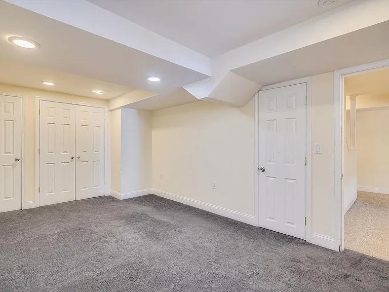 11200 Powder Horn Dr — Photo 50