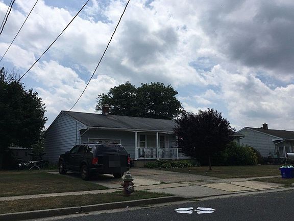 2nd image of 81 Louise Dr