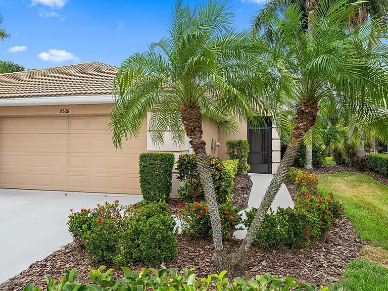 8326 Summer Greens Ter — Photo 1