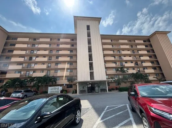 4260 SE 20th PL #205, CAPE CORAL, FL 33904