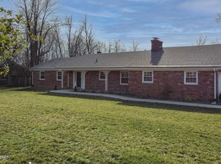 2230 Blankenbaker Rd, Jeffersontown, KY 40299