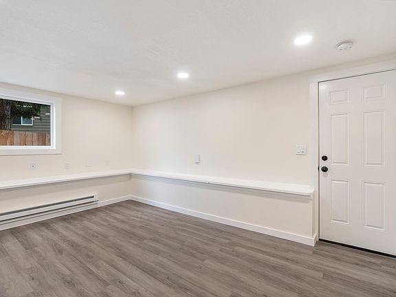 Sleek smart thermostat (Mysa) that you can program and control from your phone.