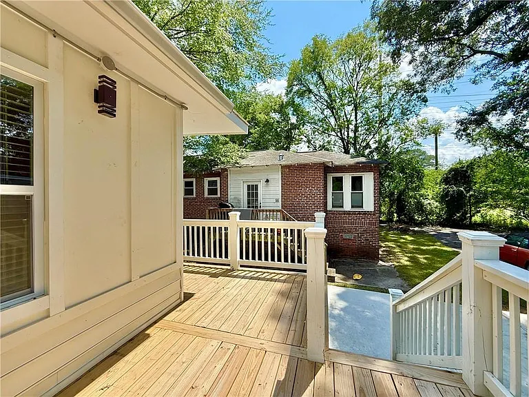 2194 Bolton Rd NW — Photo 31