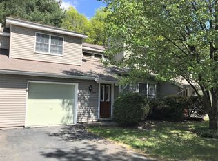 2B Milford Town Green Ln, Milford, PA 18337
