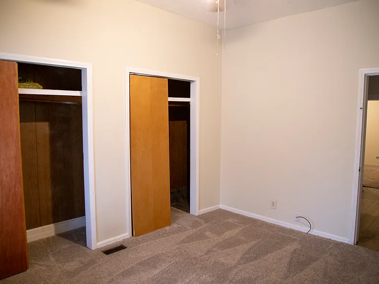 1506 E Raymond St — Photo 6