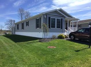 242 Linsay Dr, Raynham, MA 02767