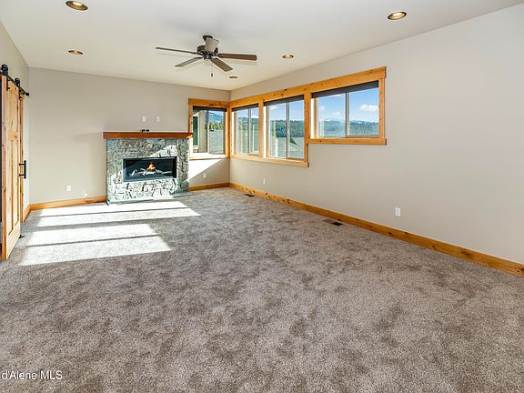5th image of 110 Palouse Dr #B2