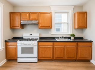 315 Armstrong Ave Floor 1, Jersey City, NJ 07305