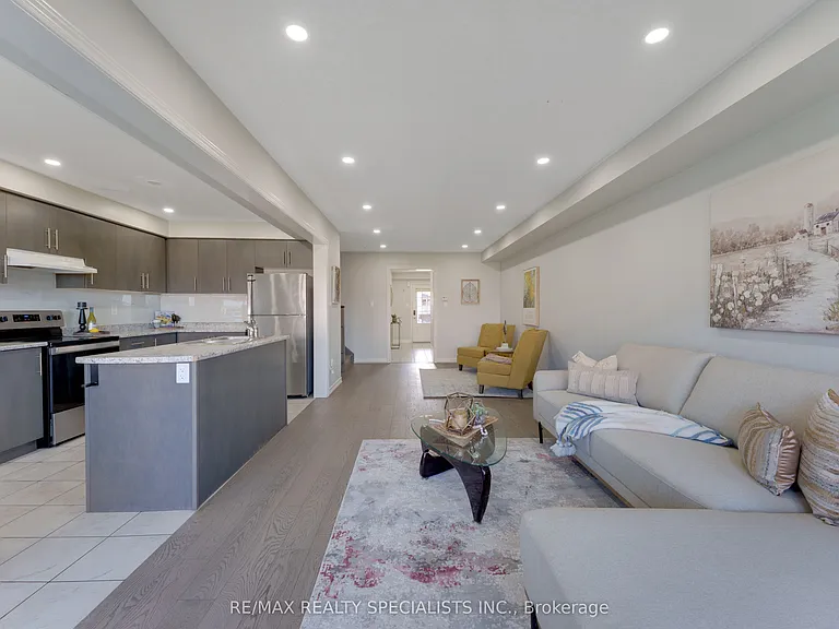 740 Linden Dr #4 — Photo 9