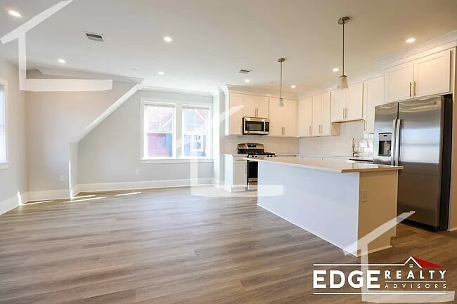 80 N Beacon St #6 — Photo 6