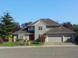 12155 SE Solstice Ct, Clackamas, OR 97015
