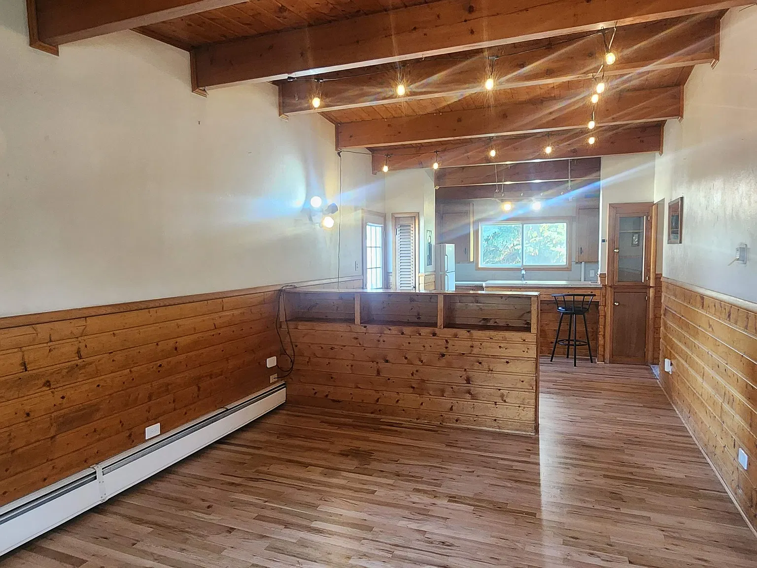 2 bed, $1,600 — Photo 1