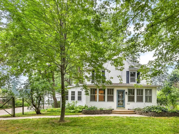 W2009 Irving Park Rd, Green Lake, WI 54941